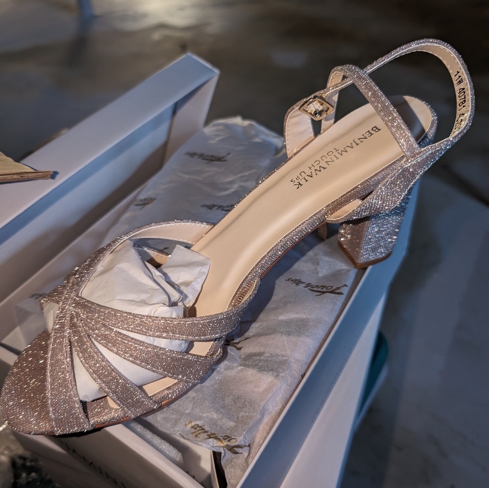 Touch Ups Sparkle Heel